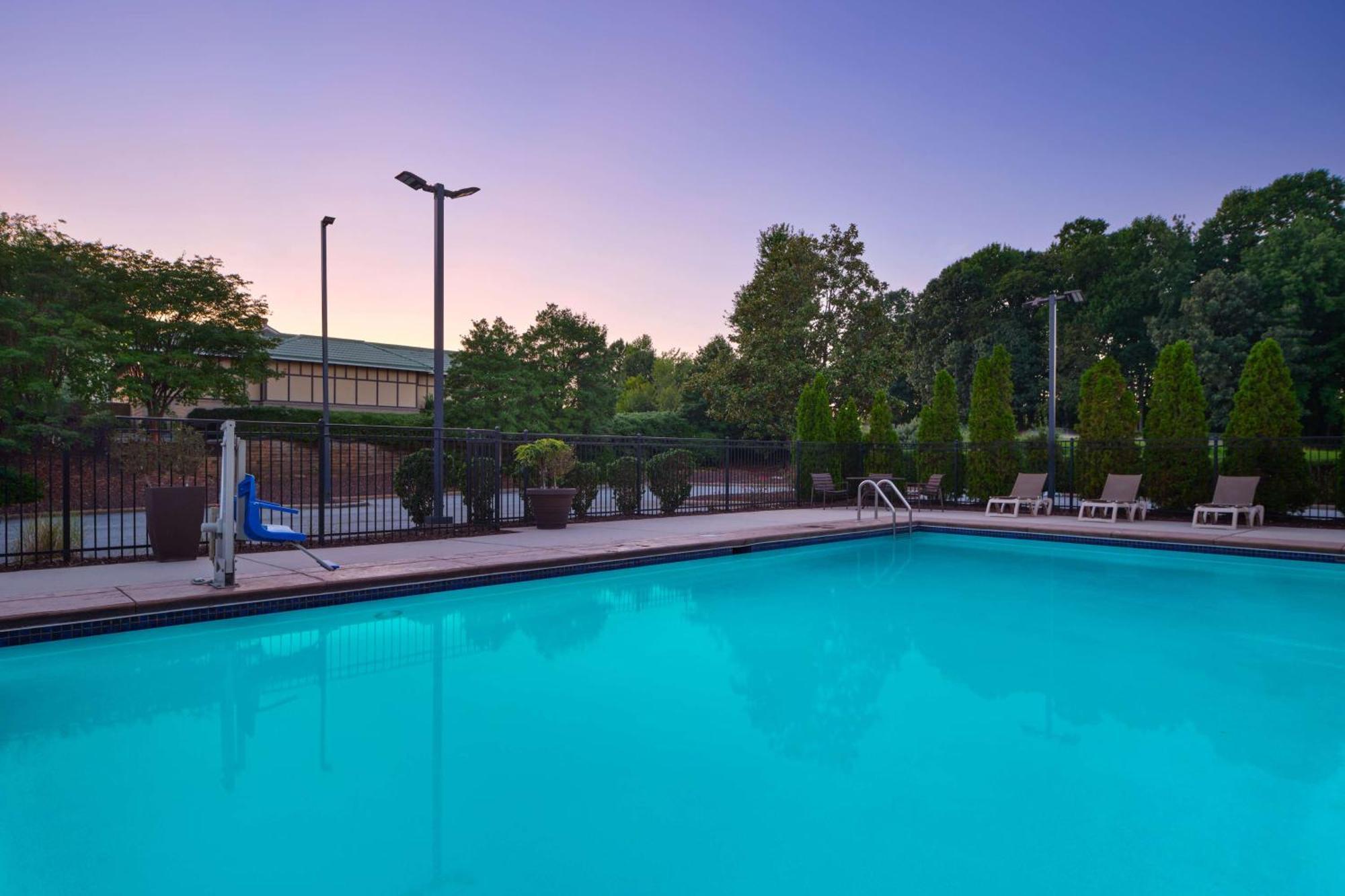 Hyatt Place Greensboro Exterior photo